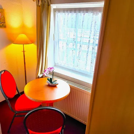 Bluemchen Am Kiesgrube 3*